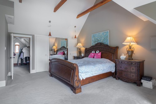 1897 37Th Avenue W, Vancouver, BC 