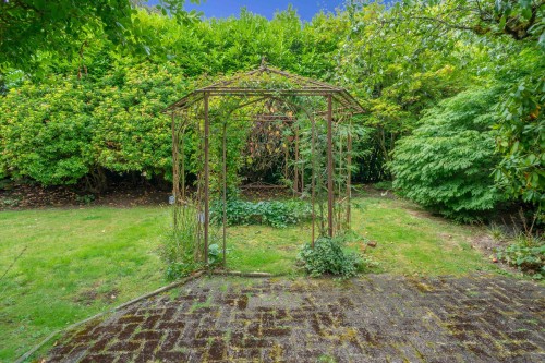 1897 37Th Avenue W, Vancouver, BC 