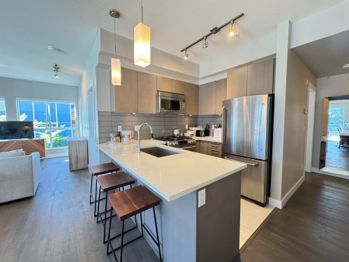 206-10033 River Drive, Richmond, BC 