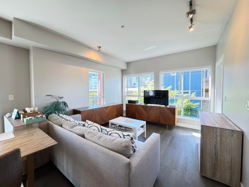 206-10033 River Drive, Richmond, BC 