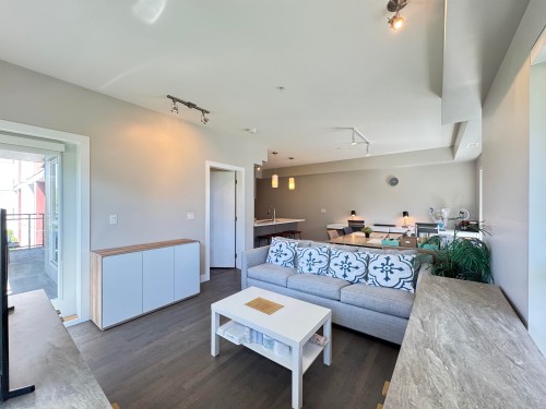 206-10033 River Drive, Richmond, BC 