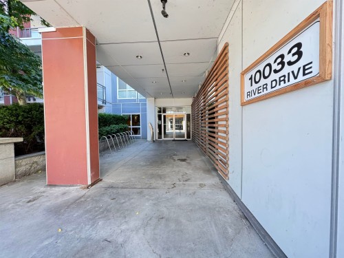 206-10033 River Drive, Richmond, BC 