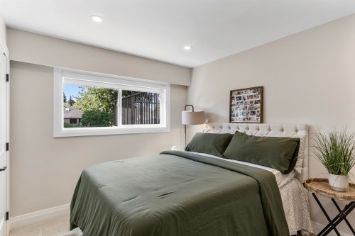 4876 4Th Avenue, Delta, BC 