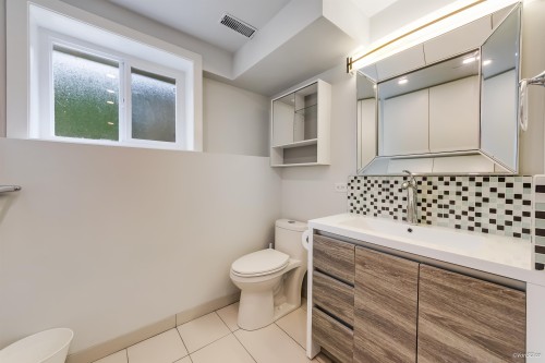 4145 Ripple Road, West Vancouver, BC 