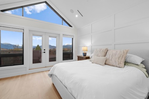 21996 Isaac Crescent, Maple Ridge, BC 