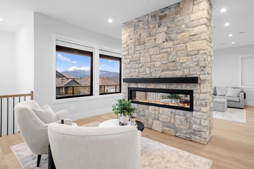 21996 Isaac Crescent, Maple Ridge, BC 