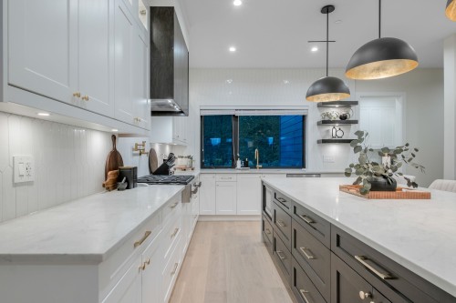 21996 Isaac Crescent, Maple Ridge, BC 