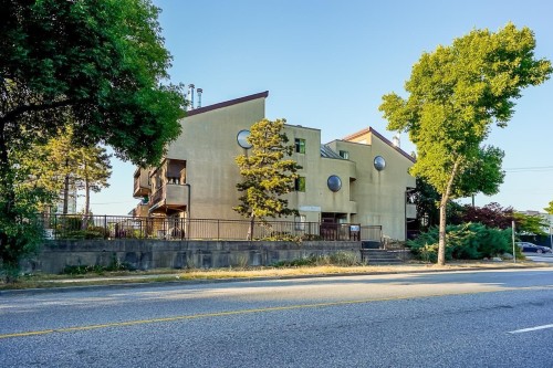 102-5155 Imperial Street  Burnaby, BC V5J 1E3