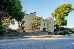 102-5155 Imperial Street  Burnaby, BC V5J 1E3