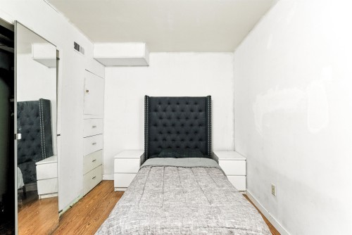 4987 Hoy Street, Vancouver, BC 