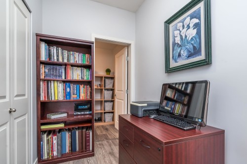 207-22363 Selkirk Avenue, Maple Ridge, BC 