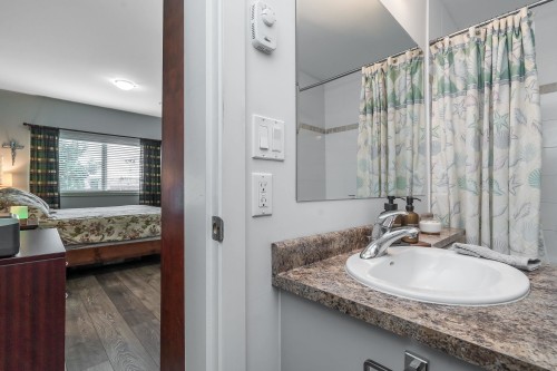 207-22363 Selkirk Avenue, Maple Ridge, BC 