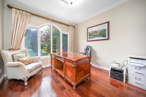 2407 18Th Avenue W, Vancouver, BC 