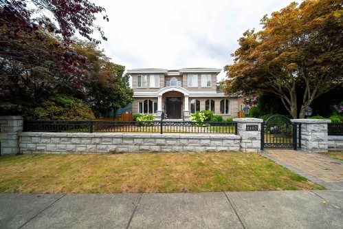 2407 18Th Avenue W, Vancouver, BC 