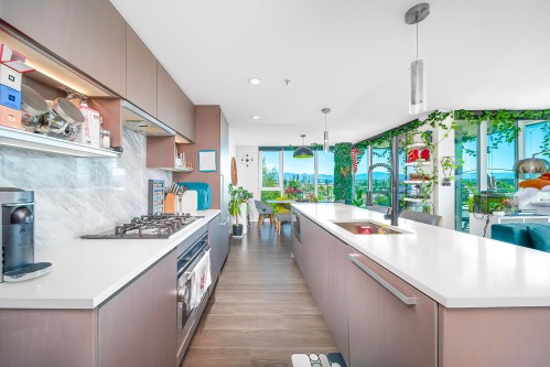 721-8988 Patterson Road, Richmond, BC 