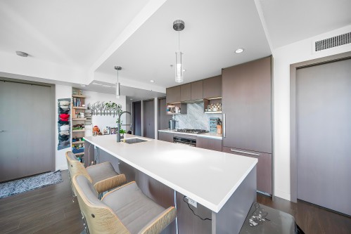 721-8988 Patterson Road, Richmond, BC 