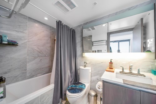 721-8988 Patterson Road, Richmond, BC 