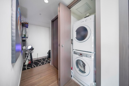 721-8988 Patterson Road, Richmond, BC 