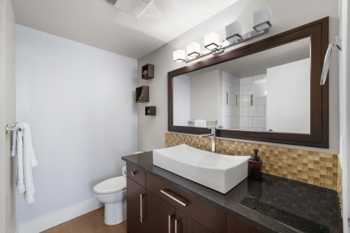 1050 Burrard Street, Vancouver, BC 