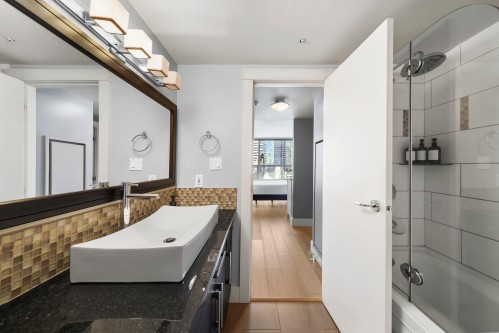 1050 Burrard Street, Vancouver, BC 