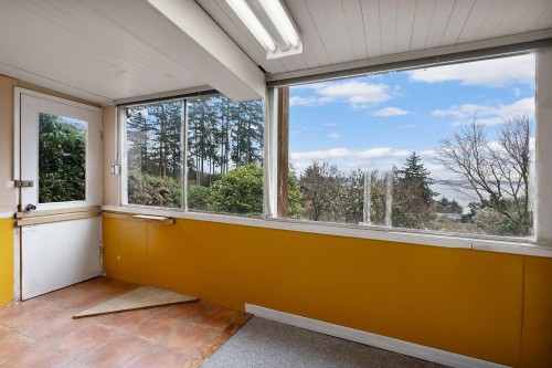 3548 Creery Avenue, West Vancouver, BC 