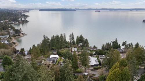 3548 Creery Avenue, West Vancouver, BC 