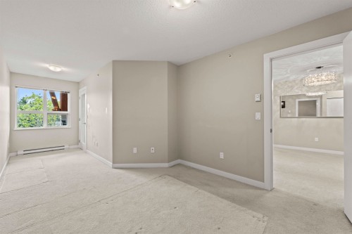 407-6800 Eckersley Road, Richmond, BC 