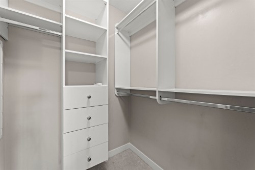 407-6800 Eckersley Road, Richmond, BC 