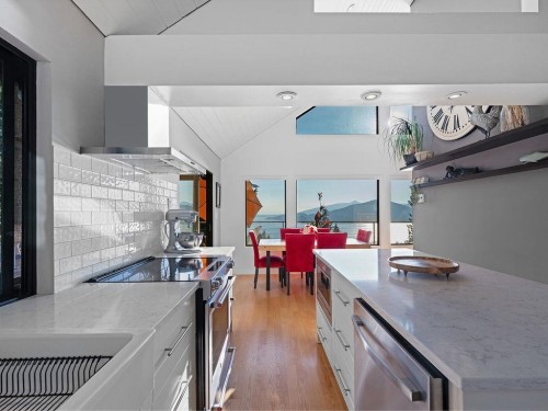 485 Timbertop Drive, Lions Bay, BC 