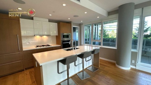 000-788 Arthur Erickson Place, West Vancouver, BC 