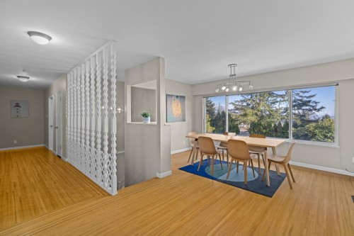 905 Greenwood Road, West Vancouver, BC 