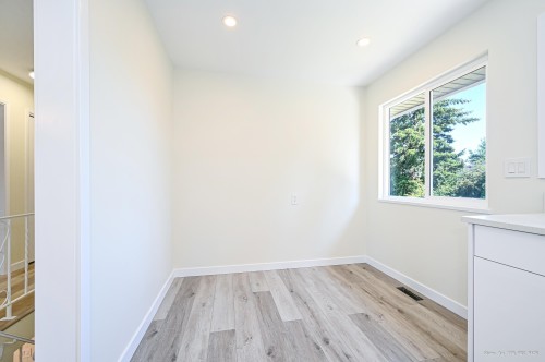 5546 Maple Crescent, Delta, BC 