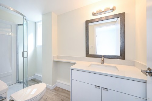 5546 Maple Crescent, Delta, BC 