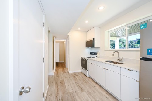 5546 Maple Crescent, Delta, BC 