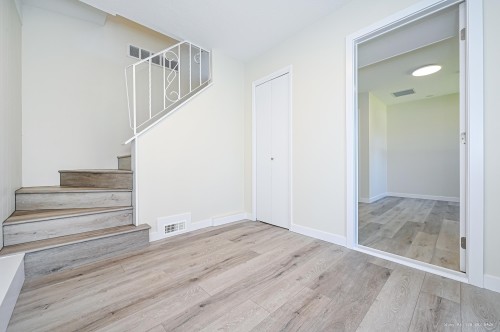 5546 Maple Crescent, Delta, BC 