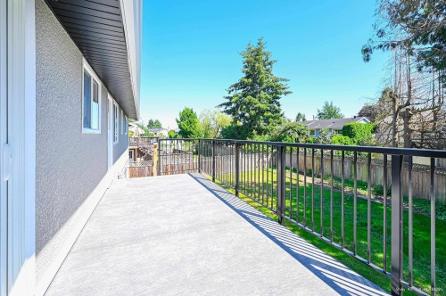 5546 Maple Crescent, Delta, BC 