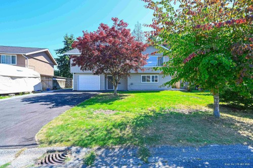 5546 Maple Crescent, Delta, BC 