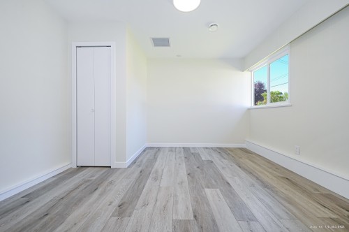 5546 Maple Crescent, Delta, BC 