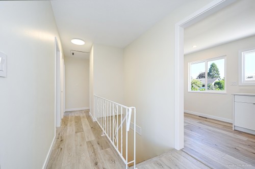 5546 Maple Crescent, Delta, BC 