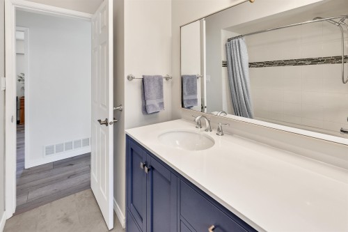 3321 Viewmount Drive, Port Moody, BC 