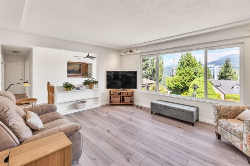 3321 Viewmount Drive, Port Moody, BC 