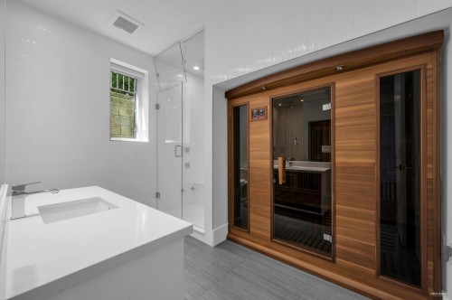 1350 Palmerston Avenue, West Vancouver, BC 