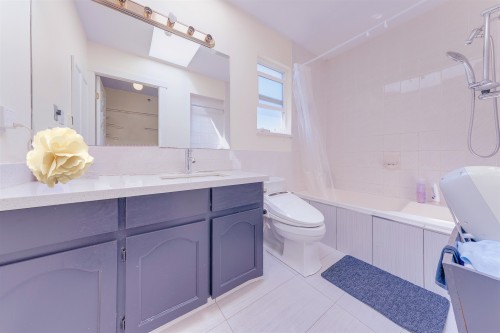 75 56Th Avenue E, Vancouver, BC 