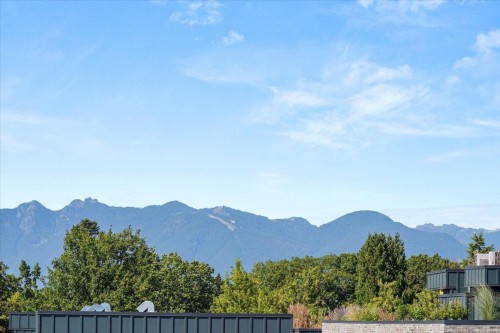 4110 Columbia Street, Vancouver, BC 