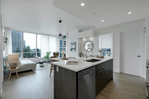 803-9060 University Crescent  Burnaby, BC V5A 0E1