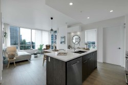 803-9060 University Crescent  Burnaby, BC V5A 0E1