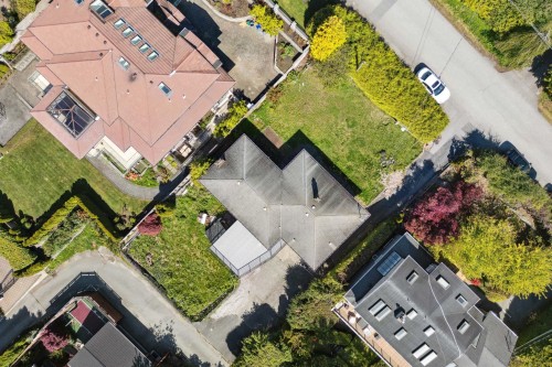 1158 Queens Avenue, West Vancouver, BC 