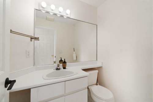 1412 Magnolia Place, Coquitlam, BC 