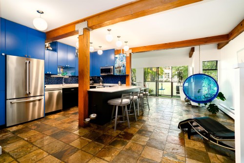 202-1535 Nelson Street  Vancouver, BC V6G 1M2