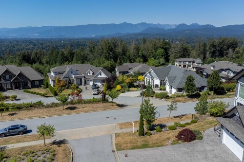 10910 Carmichael Street, Maple Ridge, BC 